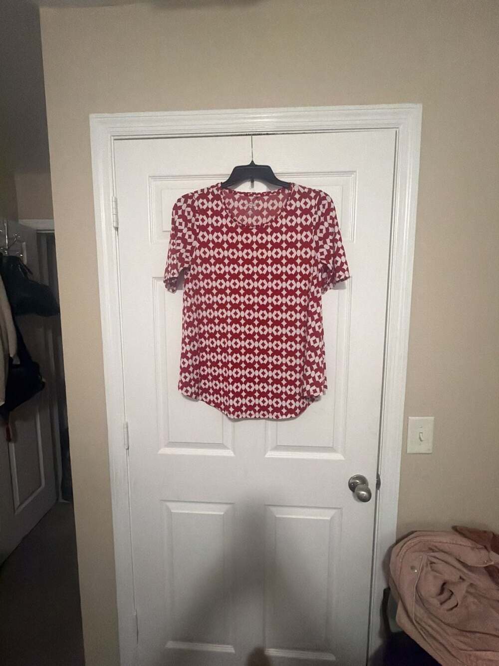 Chico's The Ultimate Tee Red and White Geometric Print Short Sleeve Top